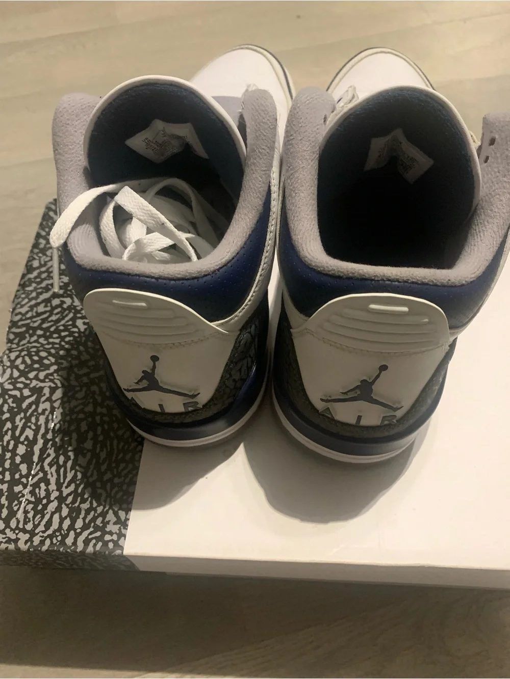 Jordan Retro 3 Midnight Navy (2023) Size 10 Men (USED) OFFER!!!